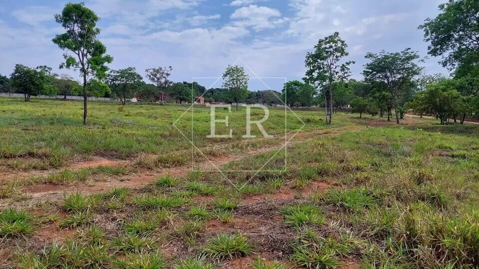 lote-a-venda-condominio-aguas-da-serra-hidrolandia-goias
